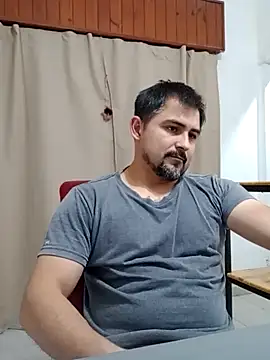 Bradd_32 Chat XXX live
