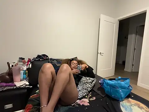 ReeseZen's Live XXX Chat