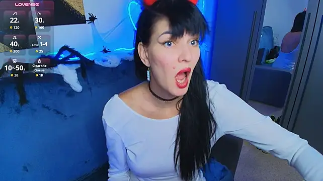 Agata__Moore Adlı Modelin Canlı XXX Sohbeti