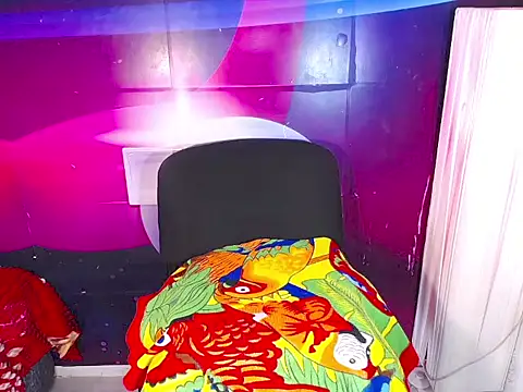 KeysyCFire XXX чат на живо