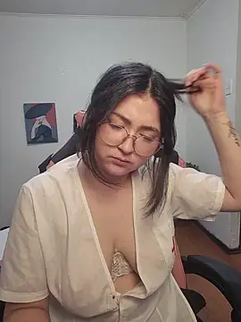 valentinauwu's Live XXX Chat