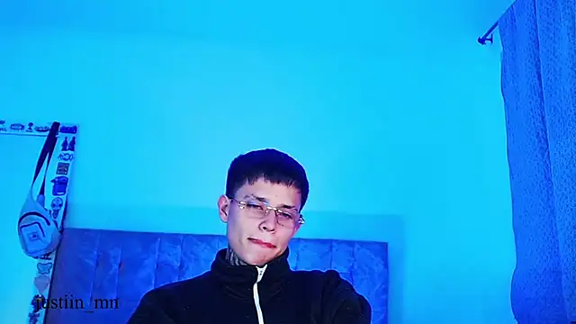 Chatroom XXX en direct de _justinmoon2