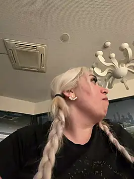 Monageil Chat XXX live