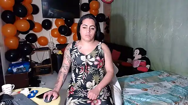 צ'אט XXX בשידור חי של Sashaferrari2000