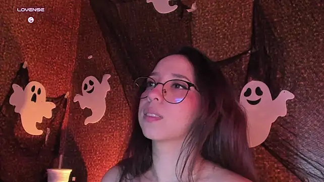 Apartment28 Live XXX-Chat
