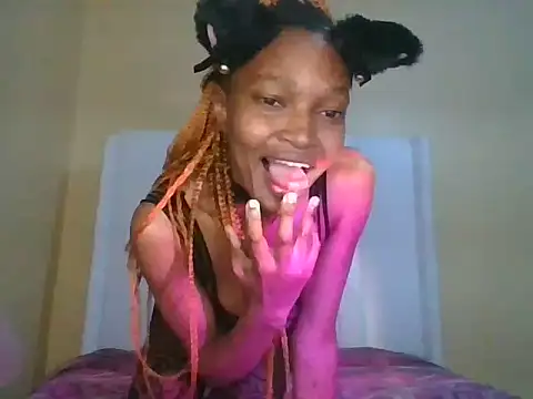 Chatroom XXX en direct de SexxxyPinky