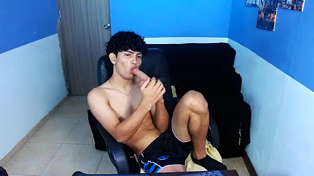 Show modela sthellar_gp na web-kameri