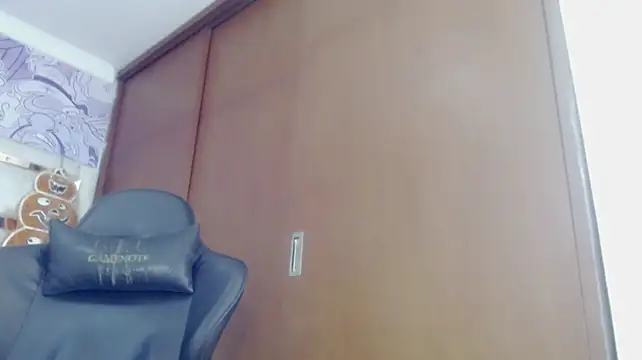 Asher_athlets – Naživo XXX chat