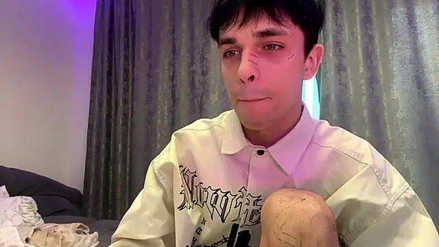 Chat XXX en directo de Clark_Day