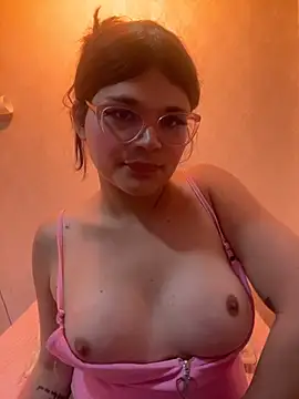 dayis_butera – Live XXX-chat