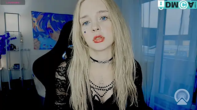 Aliceglass__ Adlı Modelin Canlı XXX Sohbeti