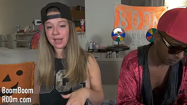 boomboomr00m's Live XXX Chat