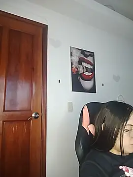 แชท XXX สดของ Cherryx_Cream