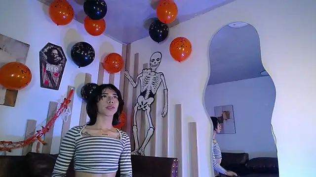 دردشة CelynnHills الجنسية المباشرة