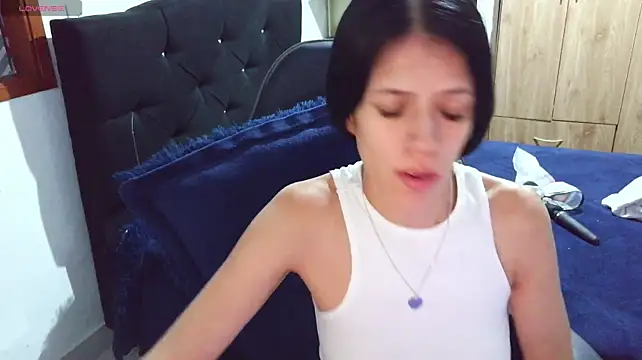 Annastasia_Rousse Adlı Modelin Canlı XXX Sohbeti