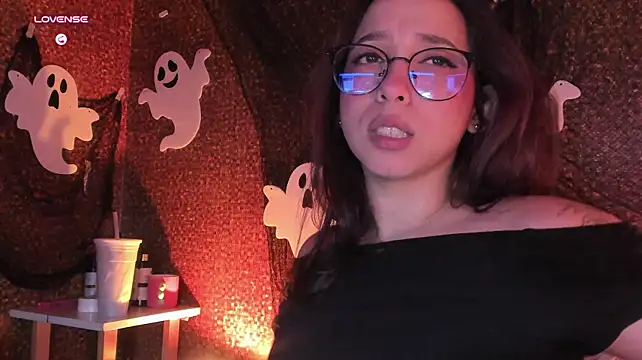 Czat XXX na żywo – Apartment28