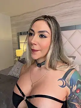 Miacoleman_ – Live XXX-chat