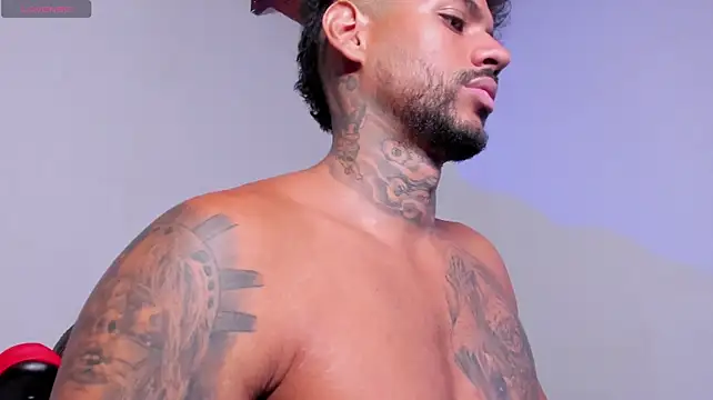 Chat XXX en directo de LuigiVitale_1
