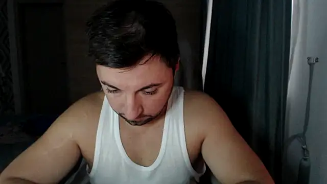 HankMalone Chat XXX in diretta