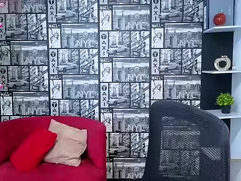 XXX chat uživo modela desiring_angel_