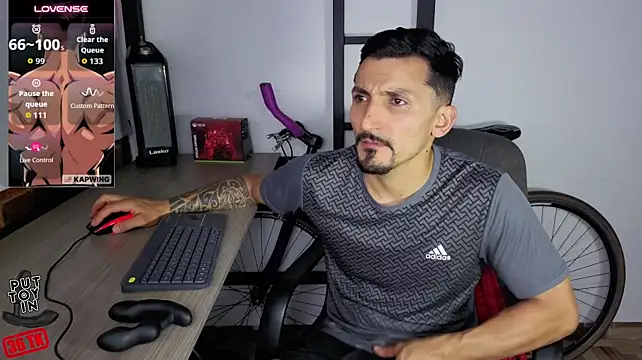 دردشة Marck_Muscle الجنسية المباشرة