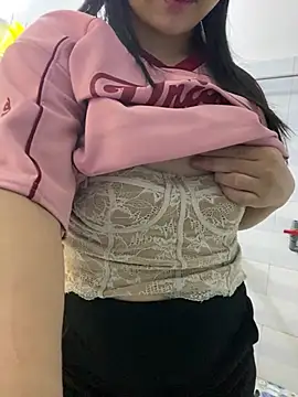 Danphuongg's Live XXX Chat
