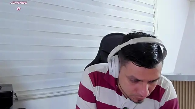 Chat XXX en directo de Rick_Adams