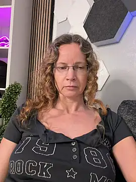 Онлайн чат XXX AnnikaRose