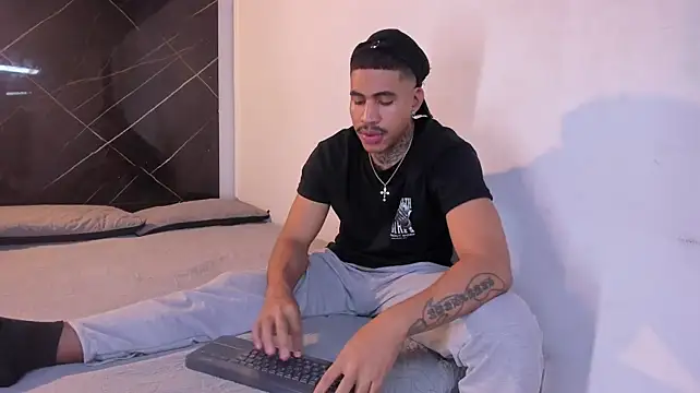 Chat XXX en directo de Chirshot_