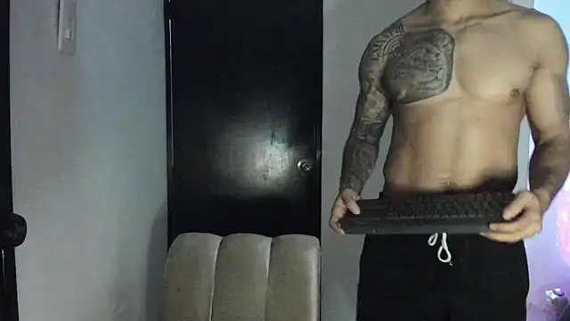 Chat +18 de ThiagoLugo ao vivo