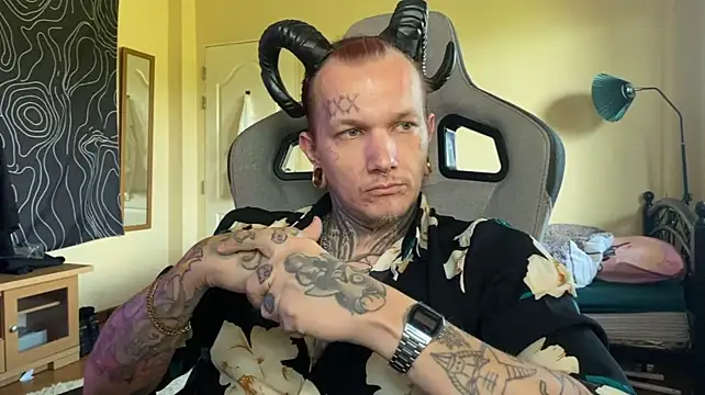 razor_paul's Live XXX Chat