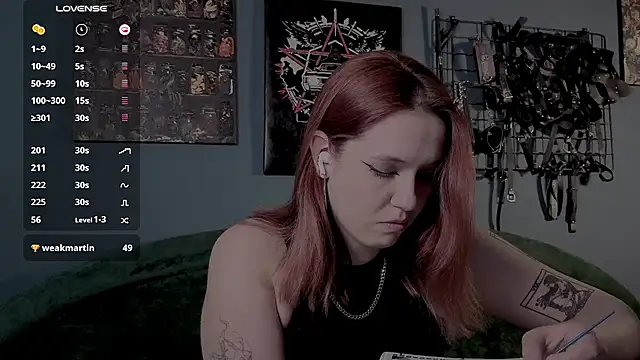 Serve_to_Alexa's Live XXX Chat