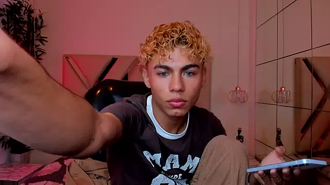 Anyelo_Twink Chat XXX live