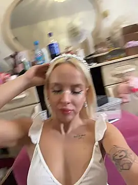 LikaCat Live XXX-Chat
