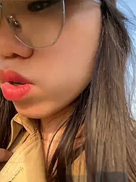 แชท XXX สดของ SunnyMist000