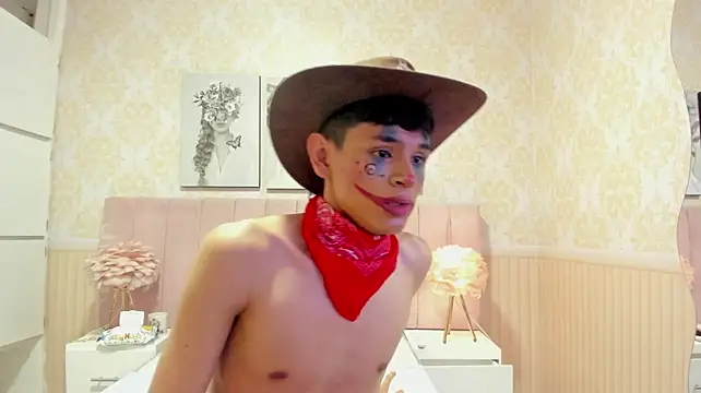 Chat XXX en directo de Tiger_skinny