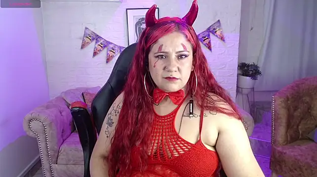 Czat XXX na żywo – red_liia_tk