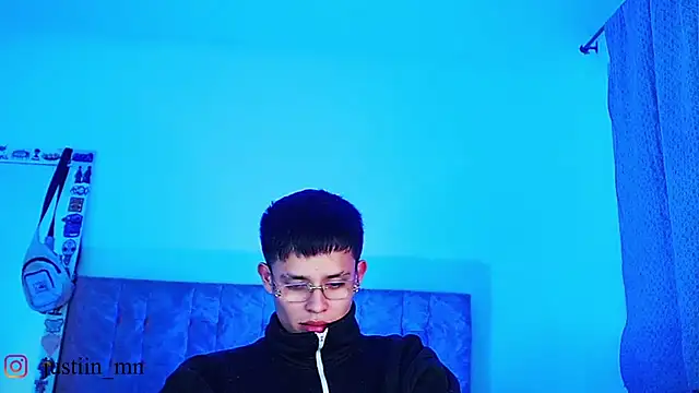 Онлайн чат XXX _justinmoon2