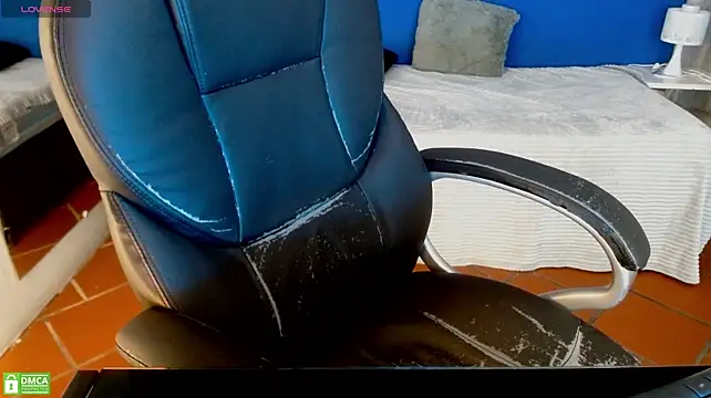 noah_bluex's Live XXX Chat