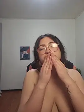 valentinauwu: απευθείας συνομιλία ΧΧΧ