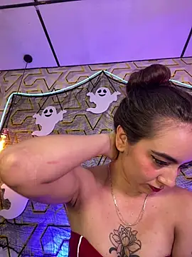 MelanyyJhonson15's Live XXX Chat