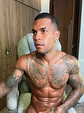 XXX chat uživo modela blackboy-strong
