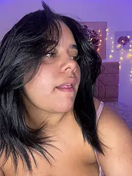 Anabelle_00_ Adlı Modelin Canlı XXX Sohbeti
