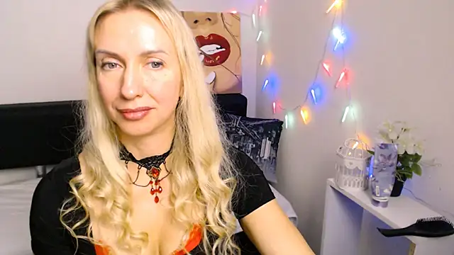 Chat XXX ao vivo de Cute_Smile_Shy