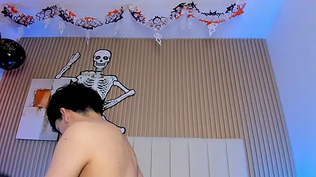 Filiph_Sterliing élő XXX-chatje
