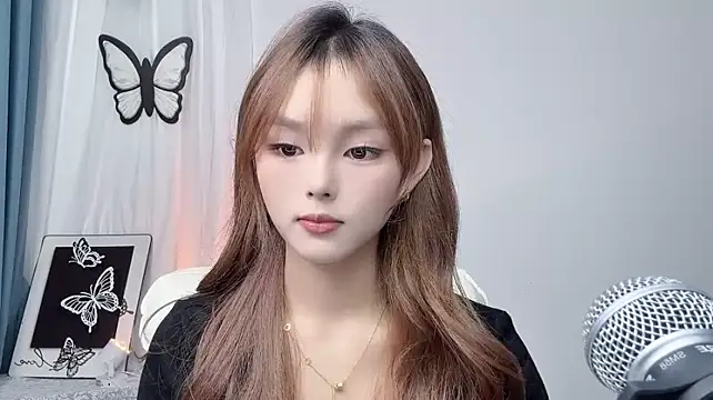 XiaoPiPi8888 라이브 XXX 채팅