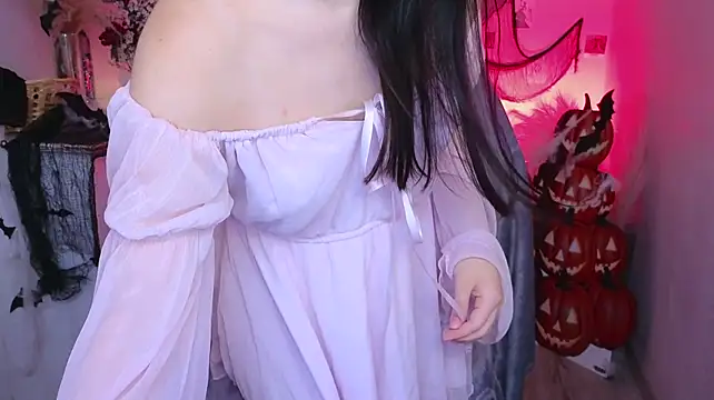 NoraLumiのライブXXXチャット