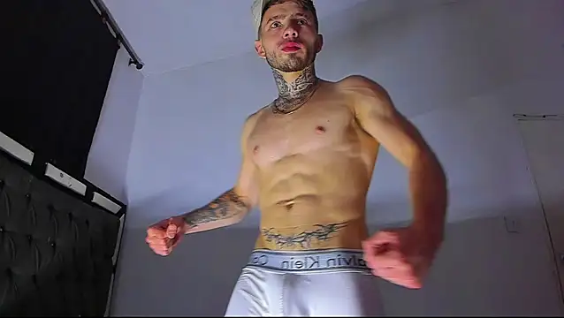 Chat XXX ao vivo de zeus_eddy
