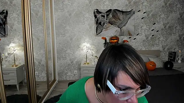 Chat +18 de MayaNoire ao vivo