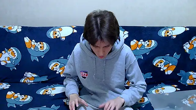 Lester_Broo Adlı Modelin Canlı XXX Sohbeti